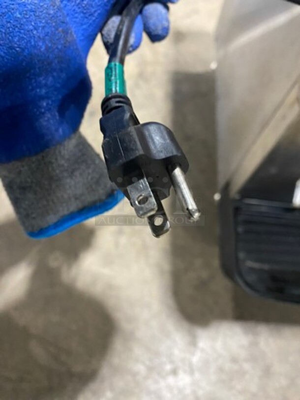 Cornelius Commercial 6 Spout And Ice Dispenser Beverage System! Model: ED150BC SN: 74B1723ED105 115V 60HZ 1 Phase - Image 9 of 9