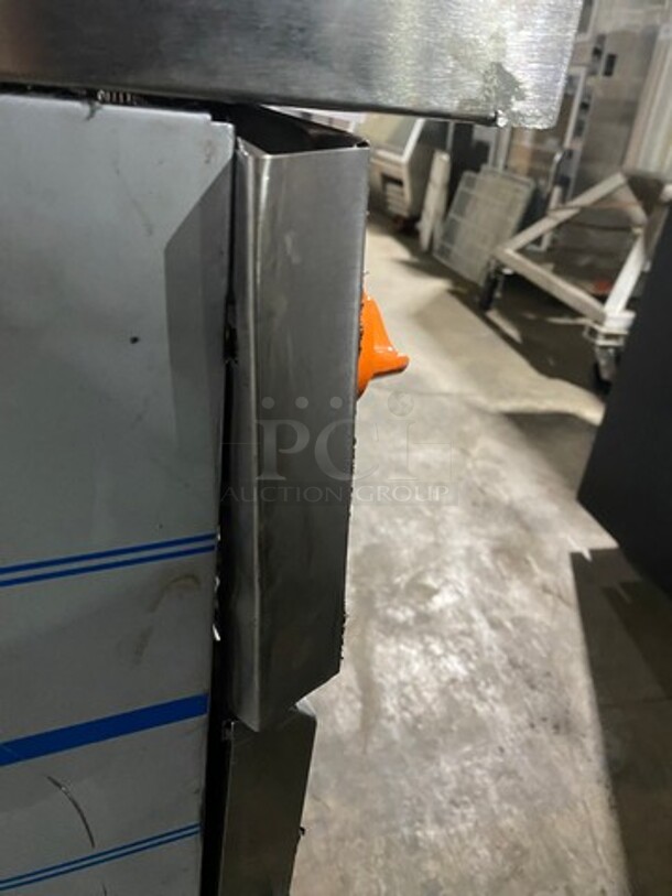 SCRATCH-N-DENT! LATE MODEL! Sierra Commercial Natural Gas Powered 10 Burner Stove! With Raised Back Splash And Salamander Shelf! With 2 Oven Underneath! All Stainless Steel! On Casters! - Image 11 of 12