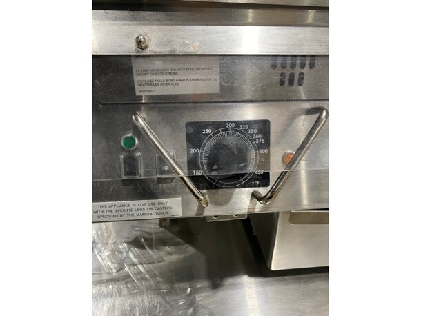 NICE! NEW! OUT OF THE BOX! Garland Heavy Duty Commercial Countertop Gas Powered Mirror Shine/Polished Top Flat Griddle! Thermostatic Controlled! 1-Inch-Thick Plate! With Back And Side Splashes! 36" Model: CG-36R  - Image 7 of 10