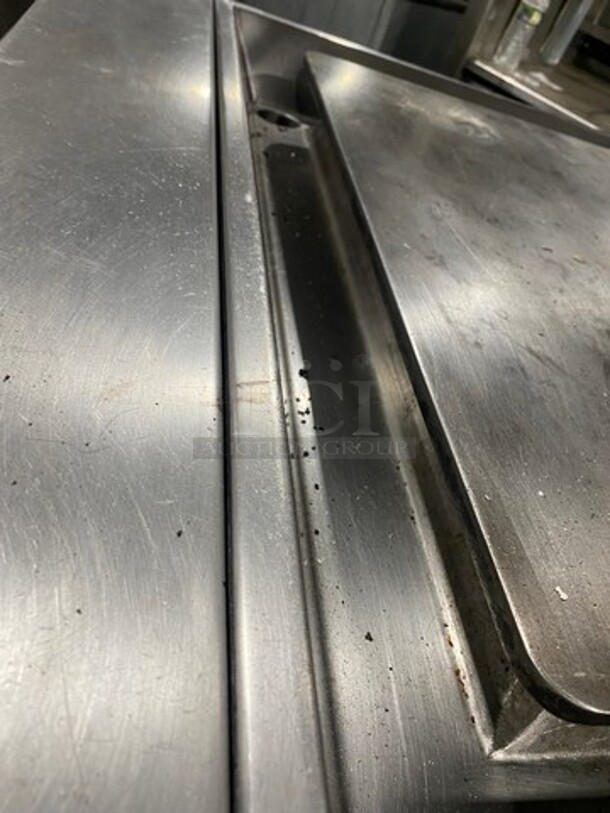 WOW! Jade Range Commercial Natural Gas Powered Plancha Flat Grill! With Raised Back Splash With Double Overhead Shelf! With Oven Underneath! All Stainless Steel! On Casters! - Image 7 of 11