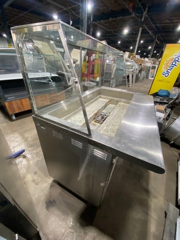 All Stainless Steel Commercial Electric Powered Steam Table! With Sneeze Guard! With Storage Space Underneath! All Stainless Steel! On Legs! Working When Removed! - Image 4 of 9