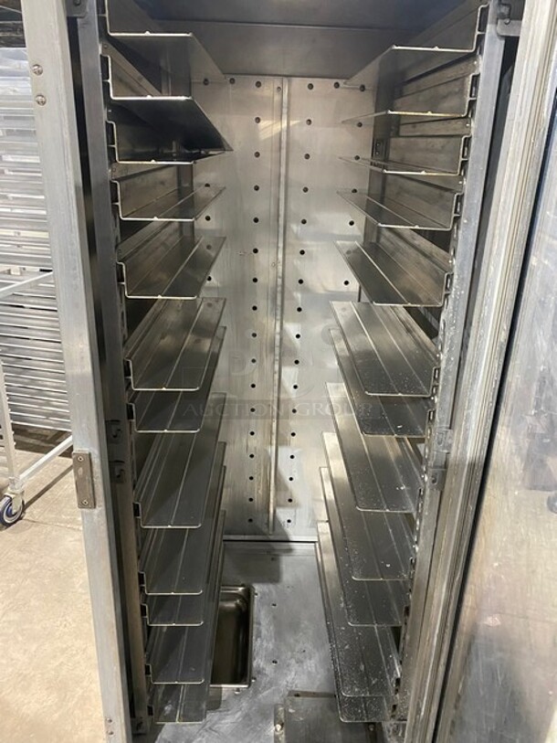 WOW! Metro Commercial Heated Holding Cabinet/ Food Warmer! All Stainless Steel! On Casters! Working When Removed! Model: C175C1N 120V - Image 5 of 10
