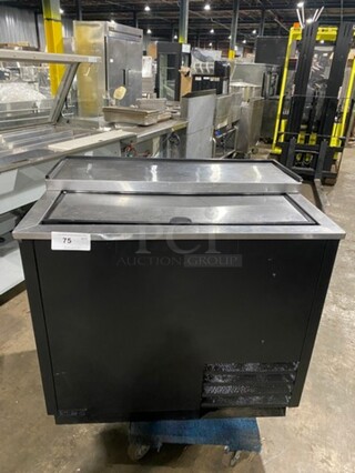 True Commercial Under The Counter Beer Bottle Cooler! With Single Sliding Stainless Steel Top Door! Model: TD3612 SN: 1467160 115V 60HZ 1 Phase