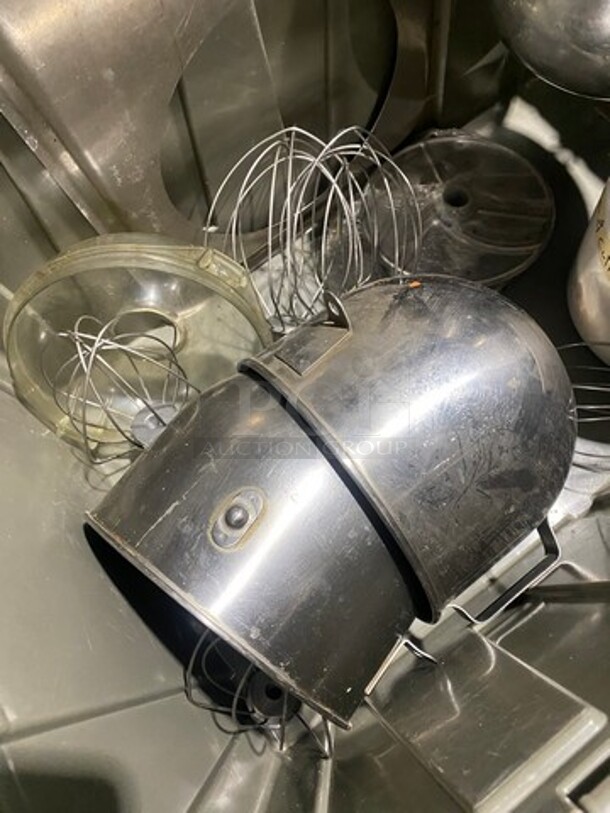 ALL ONE MONEY! MISCELLANEOUS! Assorted Mixer And Other Attachments! - Image 5 of 6