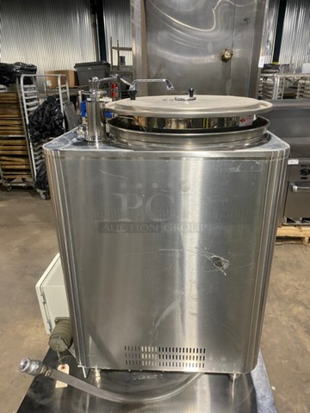 Grindmaster Commercial Countertop Single Space Saver Coffee Urn! With Hot Water Line! Stainless Steel! On Small Legs! Model: 8116 - Image 3 of 11