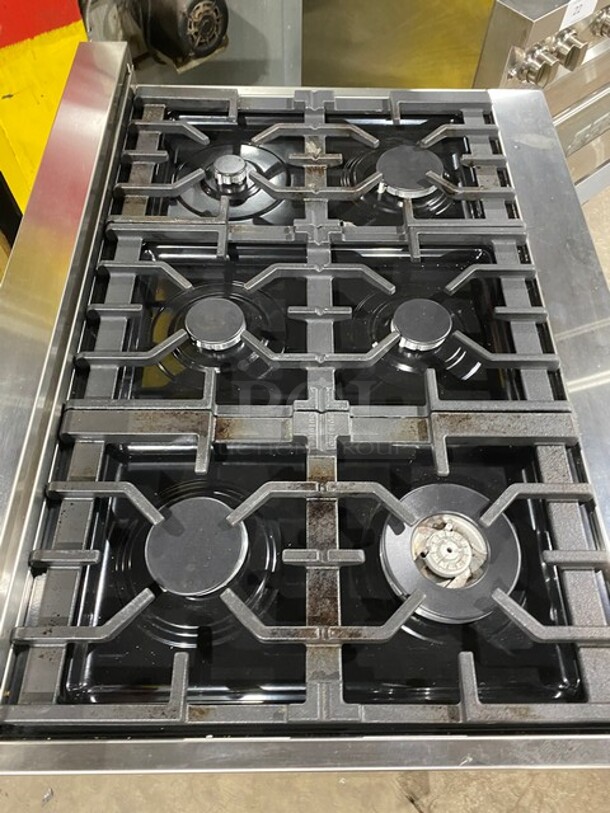 2021 Zline Gas Powered 6 Burner Stove! With Oven Underneath! Stainless Steel! MODEL RG36 SN:RG36GE21110321-03 - Image 5 of 10