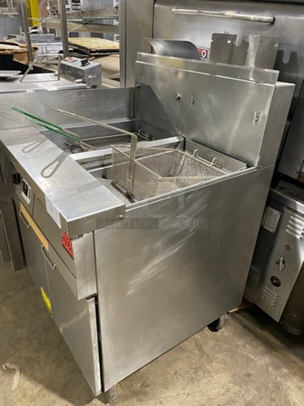 WOW! Frymaster Commercial Natural Gas Powered Deep Fat Fryer With Side Dumping Station! With Metal Frying Baskets! With Back Splash! All Stainless Steel! On Casters! SN:0204GH0014 110-120V 1PH - Image 2 of 12