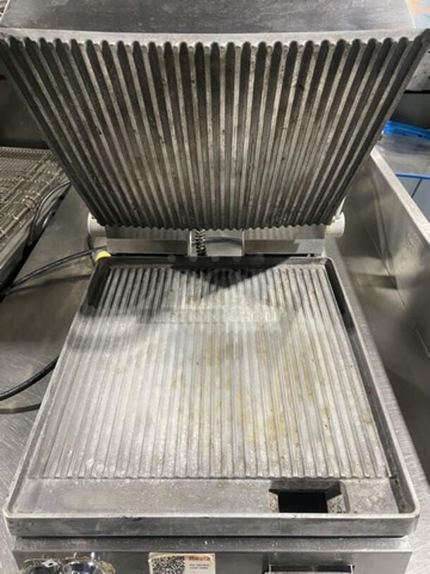 Star Counter Top Panini Press Grill! Model PGT14 Serial PGT140217A0007! 240V 1 Phase!  - Image 5 of 9