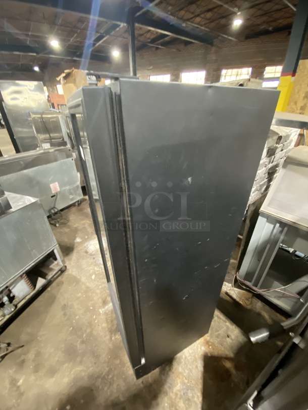 NICE! TRUE 1 Glass Door Refrigerator W/ Poly Coated Racks!  Model GDM-12-LD Serial 8674644 115V/60Hz/1 Phase - Image 2 of 8