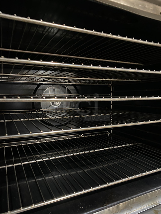 Blodgett Commercial Electric Powered Double Deck Convection Oven! With 1 View Through Door And 1 Solid Door! With Metal Oven Racks! All Stainless Steel! On Casters! 2x Your Bid Makes 1 Unit! - Image 6 of 8