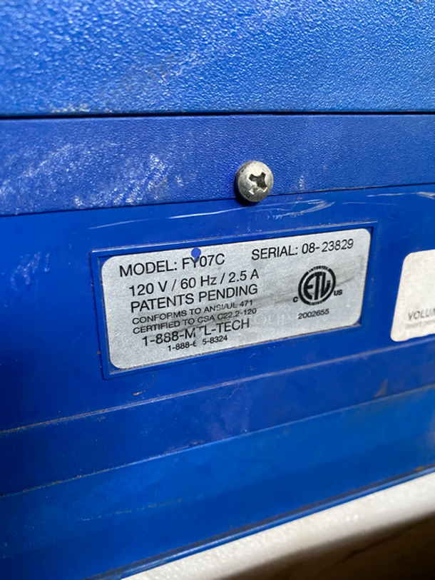 Commercial Reach In Freezer Merchandiser! Model: FY07C SN: 0823829 120V 60HZ 1 Phase - Image 6 of 7