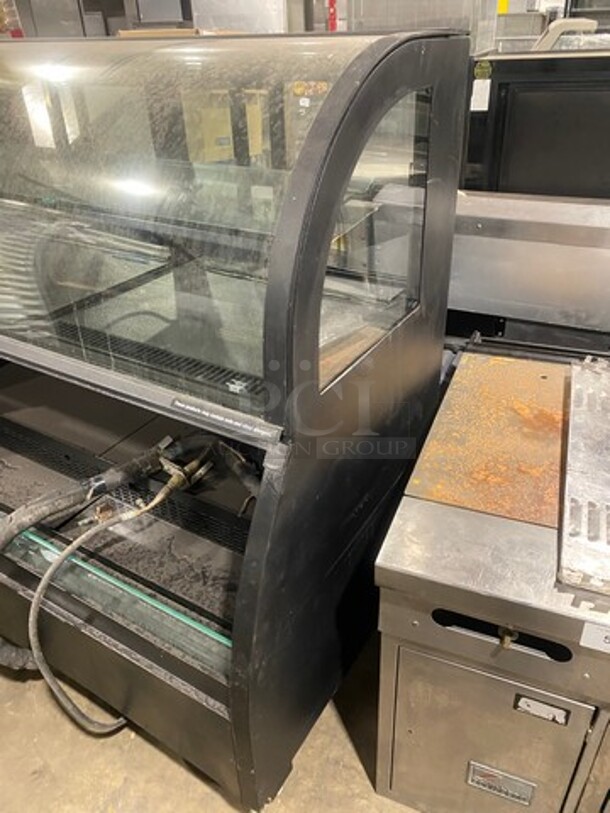 Structural Concepts Commercial Open Grab-N-Go Display Case Merchandiser! With Top Dry Display Case Merchandiser! With Rear Access Doors! NO COMPRESSOR! Model: SB57543631 SN: 597981EI133616 115V 60HZ 1 Phase - Image 3 of 10