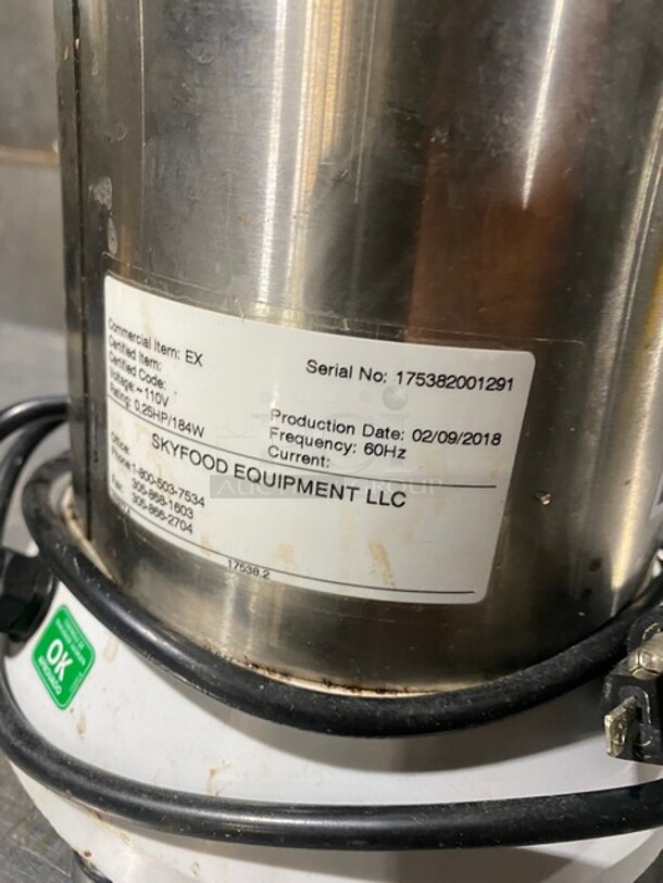 LATE MODEL! 2018 Skyfood Commercial Countertop Citrus Juicer! Stainless Steel Body! Model: EX SN: 175382001291 110V - Image 4 of 5