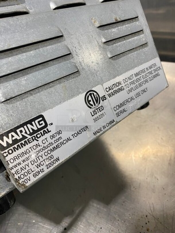 Waring Commercial Countertop Heavy Duty 4 Slot Toaster! Model: WCT800  120V - Image 5 of 8