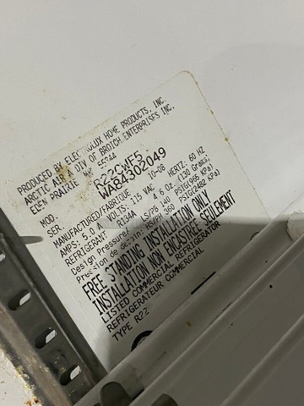 Artic Air Commercial Single Door Refrigerator! With Poly Coated Racks! Model: R22CWF5 SN: WA84302049 115V - Image 6 of 7