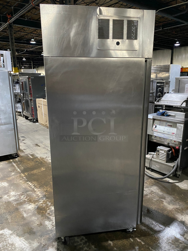 COOL! Delfield Commercial Single Door Reach In Refrigerator! With Poly Coated Racks! Solid Stainless Steel! On Casters! Model: GBR1PSPP2 SN: 1120307559 115V 60HZ 1 Phase - Image 4 of 9