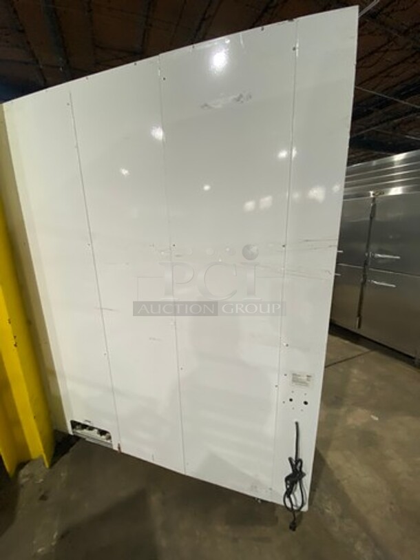 COMMERCIAL URBAN CULTIVATOR Model Commercial 001 Serial VLL-1804-104P3
120 Vac/60Hz - Image 3 of 10