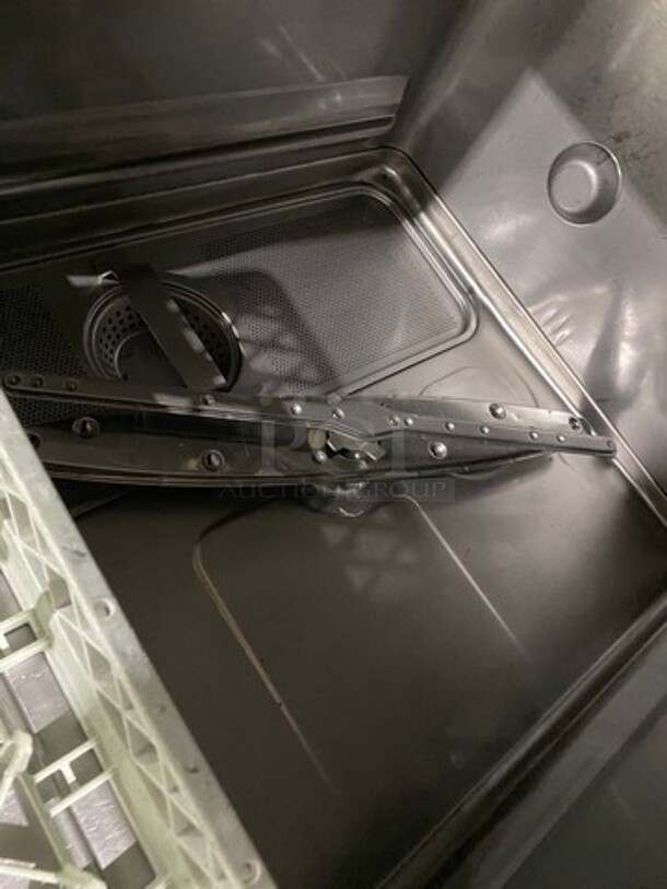 Hobart New Body Style Under The Counter Dishwasher! All Stainless Steel! Model: LXEC SN: 231176137 120V 60HZ 1 Phase - Image 6 of 9