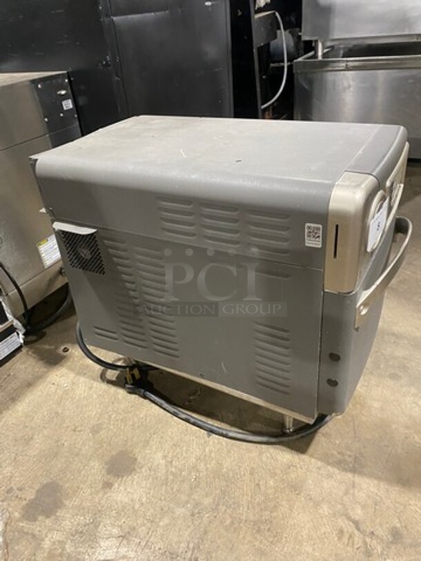 LATE MODEL! 2018 Turbo Chef Commercial Countertop Rapid Cook Oven! On Small Legs! Model: NGO SN: NGOD41069 208/240V 60HZ 1 Phase - Image 2 of 8