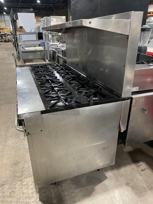 Southbend Commercial Natural Gas Powered 12 Burner Stove! With Raised Back Splash And Salamander Shelf! With 2 Full Size Oven Underneath! All Stainless Steel! On Casters! WORKING WHEN REMOVED! - Image 3 of 10