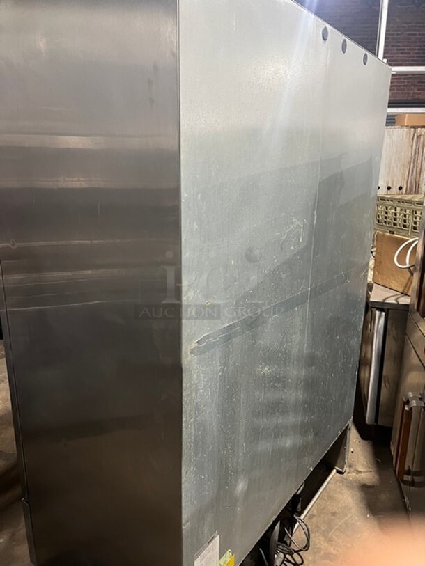 Argus Edesa Commercial 2 Door Reach In Cooler! With Poly Coated Racks! All Stainless Steel! MODEL EDRR49 SN:142260010400 115V - Image 8 of 8