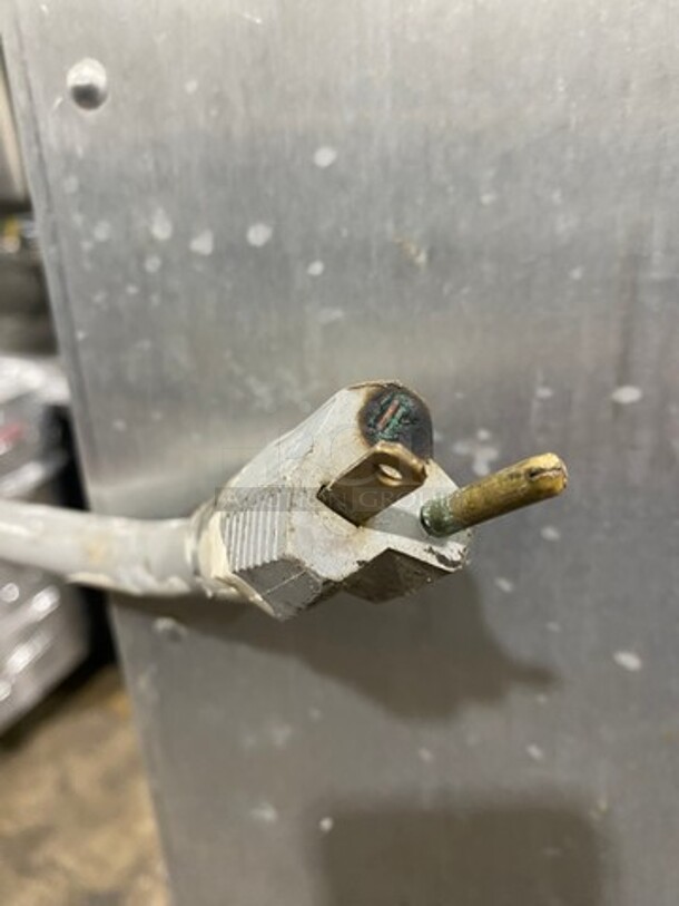 Metro Commercial Heated Holding Cabinet/ Food Warmer! All Stainless Steel! On Casters! Model: HM2000 120V - Image 8 of 8