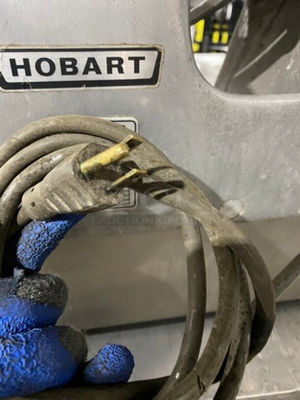 Hobart Commercial Countertop Meat/Deli Slicer! All Stainless Steel! Model: 1712E SN: 56902154 115V 60HZ 1 Phase - Image 10 of 10
