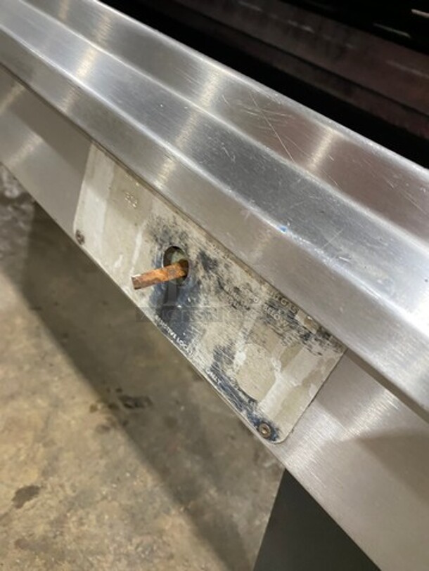 Bakers Pride Commercial Gas Powered Char Broiler Grill! All Stainless Steel! On Legs! - Image 8 of 8