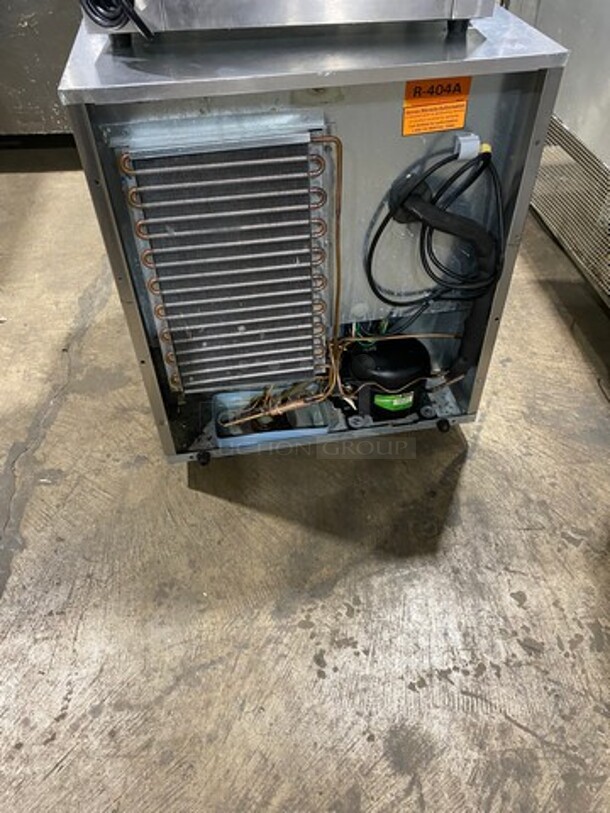 Delfield Manitowoc Commercial Single Door Lowboy/Worktop Cooler! With Poly Coated Racks! All Stainless Steel! Model: 406CADD1 SN: 1212152000899 115V 60HZ 1 Phase - Image 3 of 8