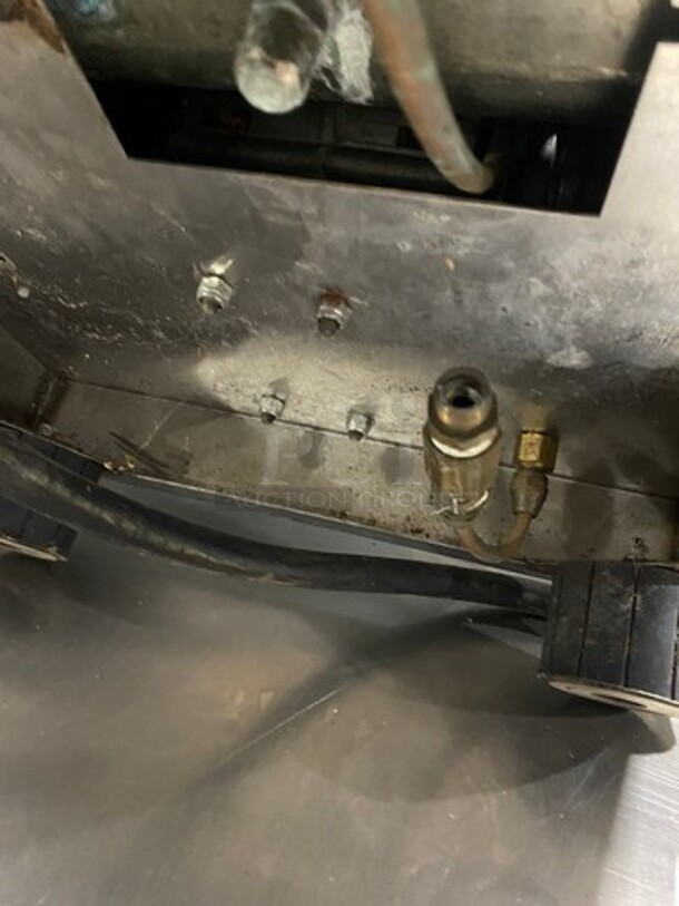 Astra Commercial Countertop Single Group Espresso Machine! All Stainless Steel! On Small Legs! Model: MEGASC SN: 950936 110V - Image 9 of 10