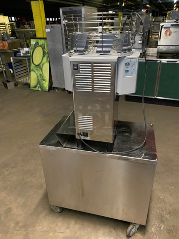 Zummo Commercial Automatic Citrus Juicer! On Stainless Steel Equipment Stand! On Casters! Model: Z14C SN: 2138626 110V 60HZ 1 Phase - Image 4 of 10