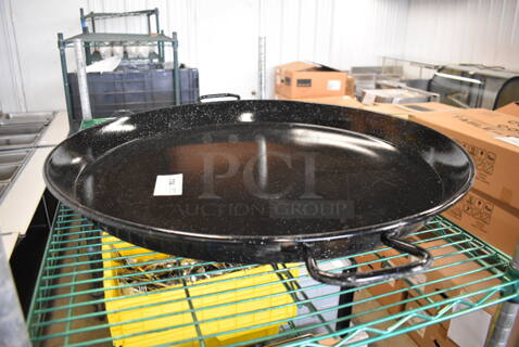 Black Metal Round Pan w/ Handles. 39x32x2.5