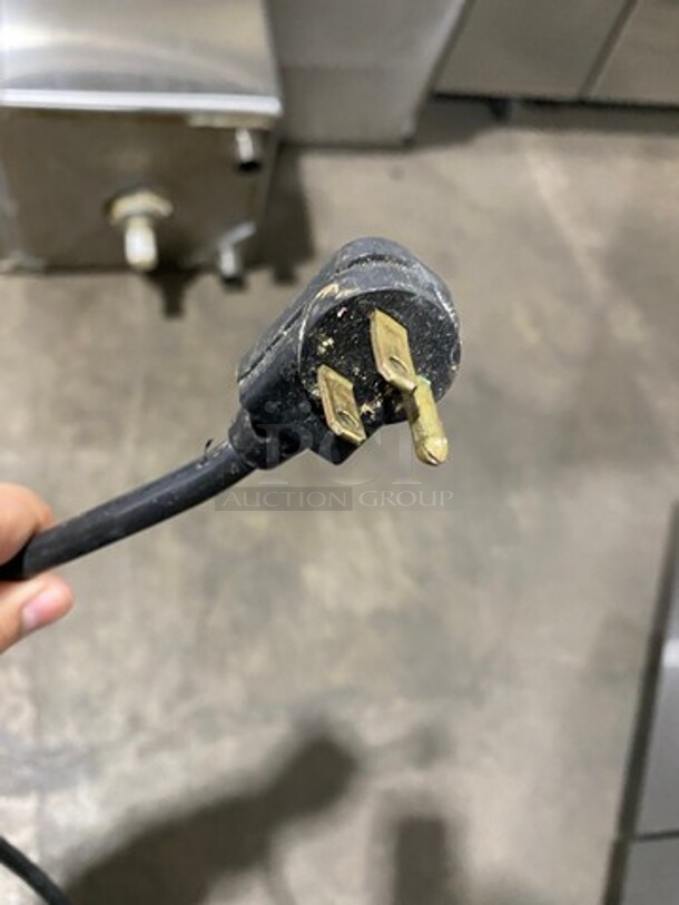 FAB! LATE MODEL! 2014 True Commercial Refrigerated Sandwich Prep Table! With Commercial Cutting Board! With 2 Door Underneath Storage Space! Poly Coated Racks! All Stainless Steel! On Casters! WORKING WHEN REMOVED! Model: TSSU4812 SN: 8067233 115V 60HZ 1 Phase - Image 10 of 10