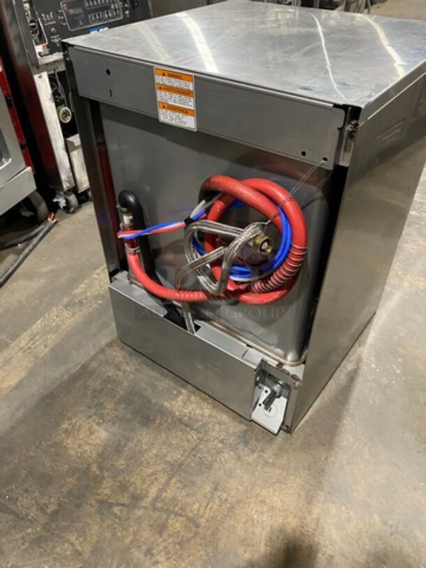 Hobart New Body Style Under The Counter Dishwasher! All Stainless Steel! Model: LXEC SN: 231178597 120V 60HZ 1 Phase - Image 3 of 9