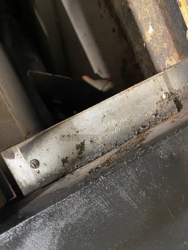 Blodgett Commercial Natural Gas Powered Double Deck Baking/ Pizza Oven! All Stainless Steel! On Legs! WORKING WHEN REMOVED! 2x Your Bid Makes One Unit! - Image 8 of 11