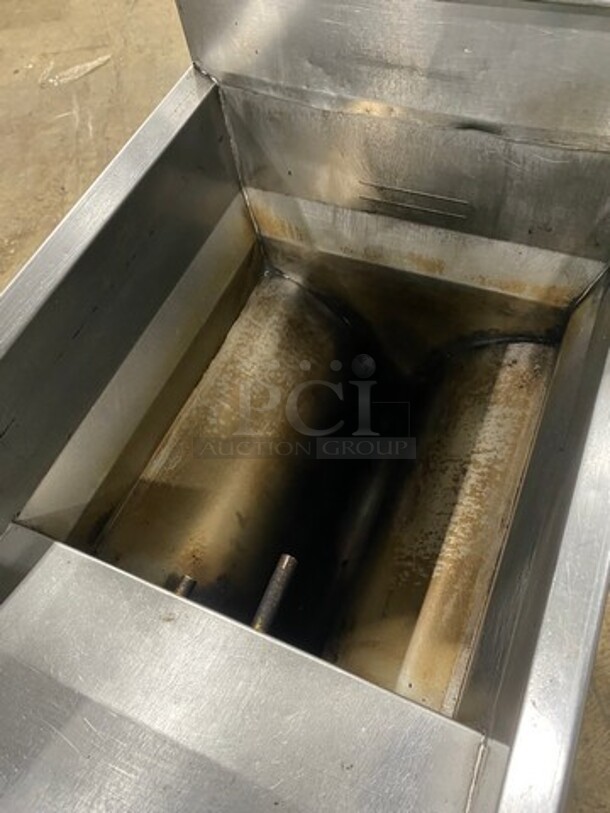 Frymaster Commercial Natural Gas Powered Deep Fat Fryer! With 2 Frying Baskets! With Backsplash! All Stainless Steel! On Casters! - Image 6 of 8