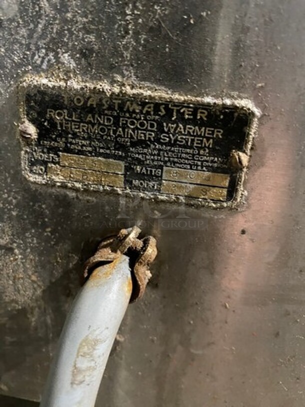 Toastmaster Commercial Electric Powered 2 Drawer Warmer! All Stainless Steel! On Legs! Model: 2DS SN: 7568 115V - Image 7 of 8