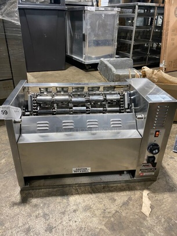 NEW! NICE! APW Wyott Commercial Countertop Vertical Conveyor Bun Grill Toaster! All Stainless Steel! Model: M83 SN: 8001118060018 120V 60HZ 1 Phase - Image 2 of 9