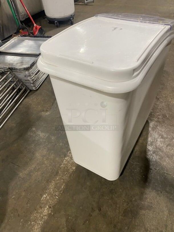 Bakers Mark White Poly Ingredient Bin! On Casters! - Image 3 of 6