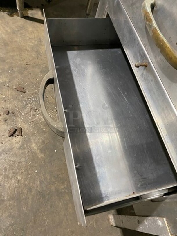 Commercial Electric Powered 2 Drawer Warmer! All Stainless Steel! On Legs! - Image 6 of 8