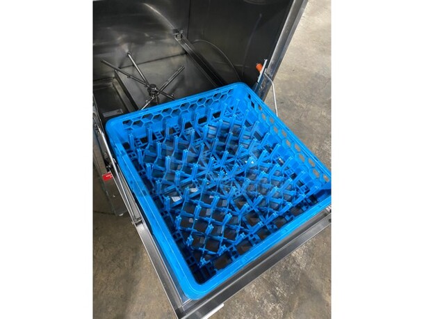 Nice! CMA Commercial Undercounter Dishwasher! All Stainless Steel! Model: CMA180UC 208V 60HZ 1 Phase - Image 5 of 10