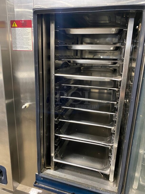 Nice! Late Model Alto Shaam! Stainless Steel Commercial Electric Powered Combi Convection Oven! 208/240 Volts! 3 Phase! Model: CTP10-10E  - Image 5 of 11