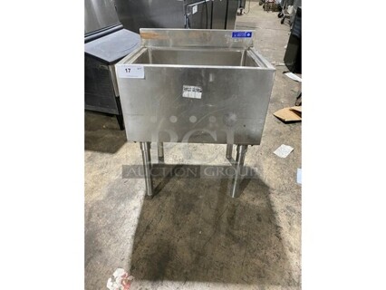 L&J! Stainless Steel Commercial Ice Bin! Under the Counter! On Legs!