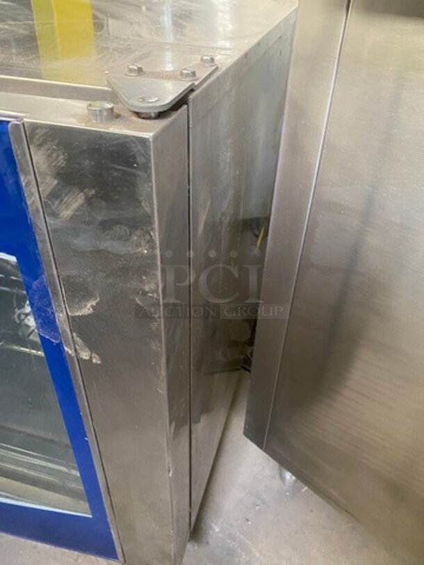 Electrolux Air-O-Convect Natural Gas Touch Line Combi Convection Oven! With View Through Door! Metal Oven Racks! All Stainless Steel! Model: AOS062GKP1 SN: 40510001 - Image 4 of 9