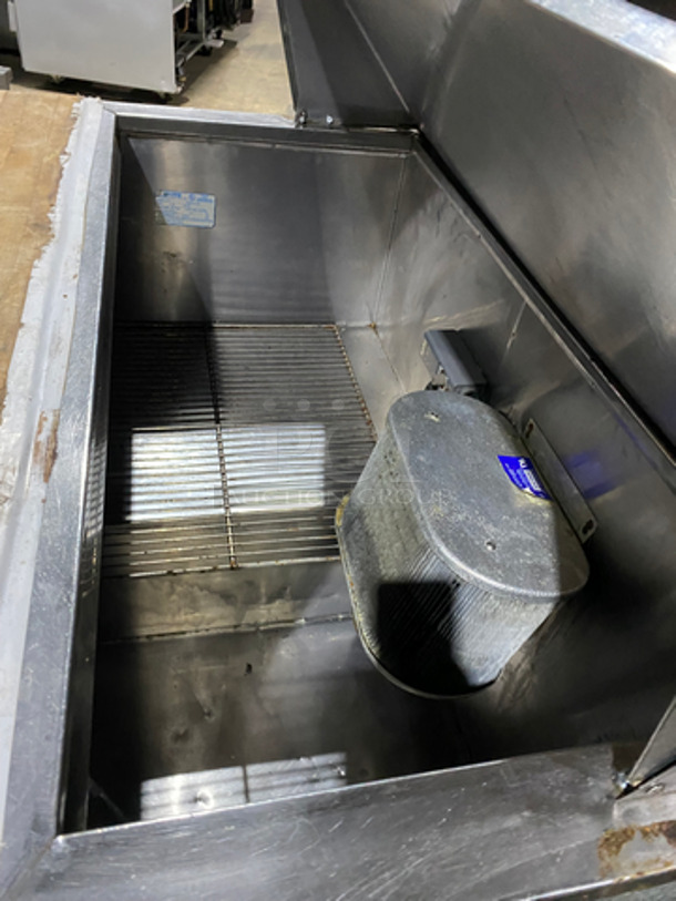 Leader Commercial Refrigerated Sandwich Prep Table! With 2 Door Storage Space Underneath! All Stainless! On Legs! 115V 60HZ 1 Phase - Image 8 of 10