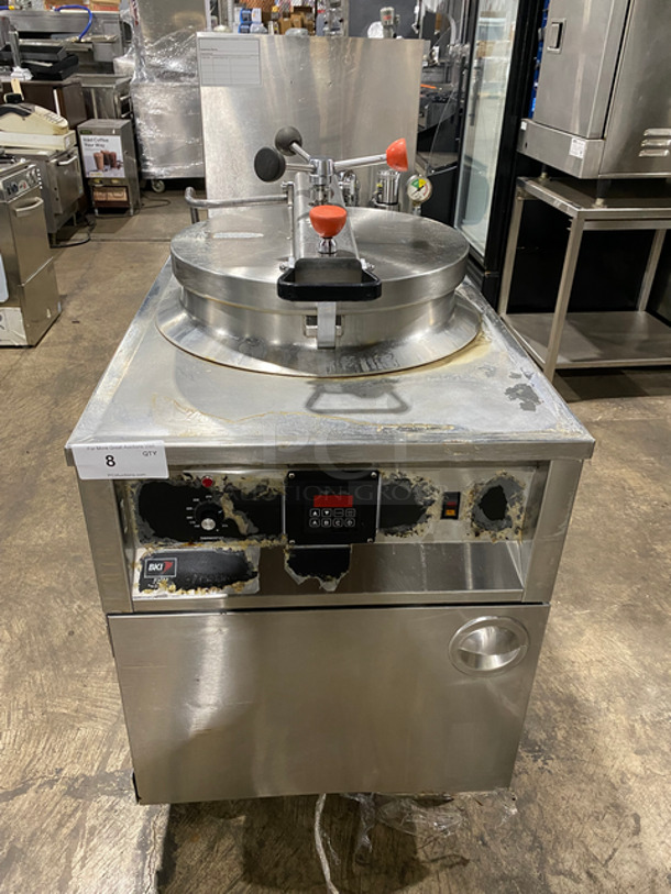 BKI Commercial Electric Powered Pressure Fryer! With Frying Basket! All Stainless Steel! On Casters! Model: FKMF SN: 102539 208V 60HZ 3 Phase