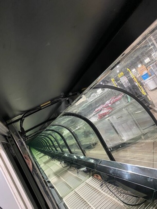 Marc Commercial Combination Dry/Refrigerated Bakery Display Case Merchandiser! With Curved Front Glass! With Sliding Rear Access Doors! Model: SPL77 120V - Image 6 of 9