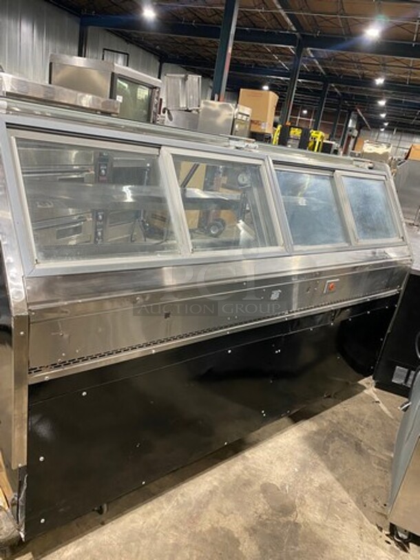 Hussmann Commercial Refrigerated Deli/Bakery Display Case Merchandiser! With Curved Front Glass! With Rear Access Doors! Remote Compressor/No Compressor! Stainless Steel Body! - Image 4 of 8