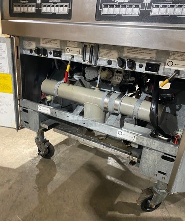 Frymaster Commercial Electric Powered 2 Bay Deep Fat Fryer! With Hydraulic Lift, Metal Frying Baskets! All Stainless Steel! On Casters! MODEL FPRE217BLCSE SN:1103NE0091 208V 3PH  - Image 7 of 10