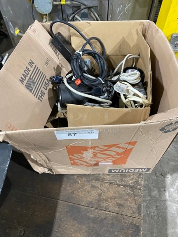 ALL ONE MONEY! Assorted Light Fixtures! - Image 1 of 4